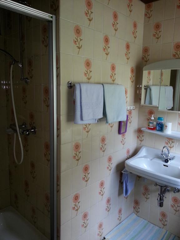 Haus Ellmaustein Bed & Breakfast Fuschl am See Room photo